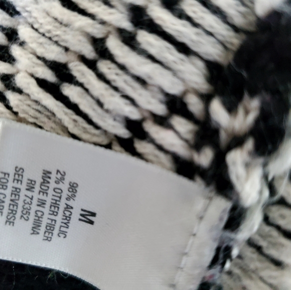 Womens Dressbarn Gray Black Warm Knit Sweater Shrug Wrap Sleeveless Size Medium - Picture 11 of 16